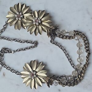 Runway Bold Ann Taylor Loft Silver Gold Chain Faux Flower Pearl Necklace.